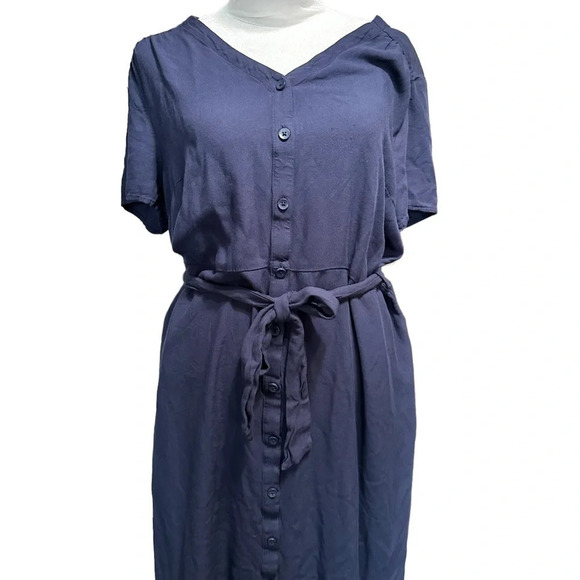 Amazon Essentials women's size large modest blue button down dress with belt - Picture 1 of 6